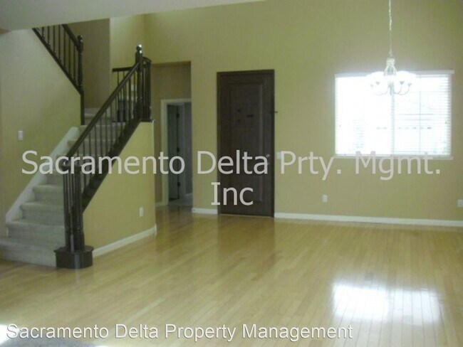 Building Photo - 4 br, 4 bath House - 9561 Spring River Way