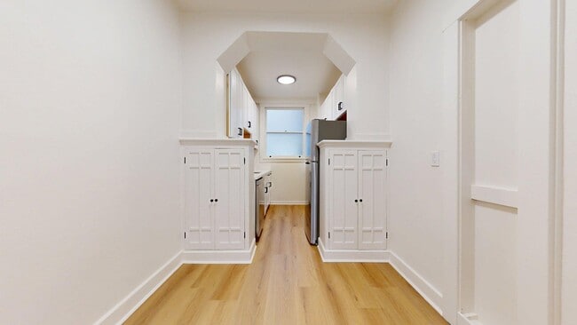 Foto del edificio - 1047 Bush St