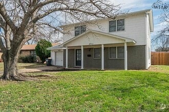 Building Photo - 4711 Balboa Dr