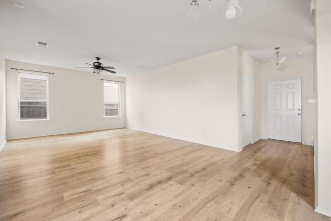 Building Photo - Beautiful Liberty Hill Rental in Award-Win...