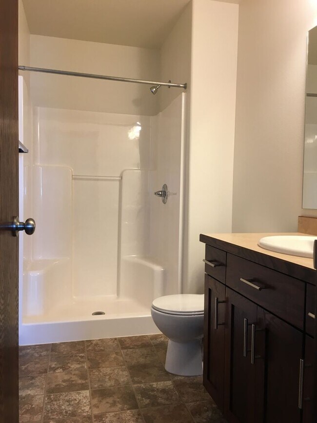 Foto del edificio - 3 Bed 3 Bath Twin Home