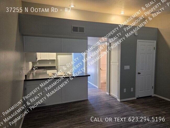 Foto del edificio - 37255 N Ootam Rd