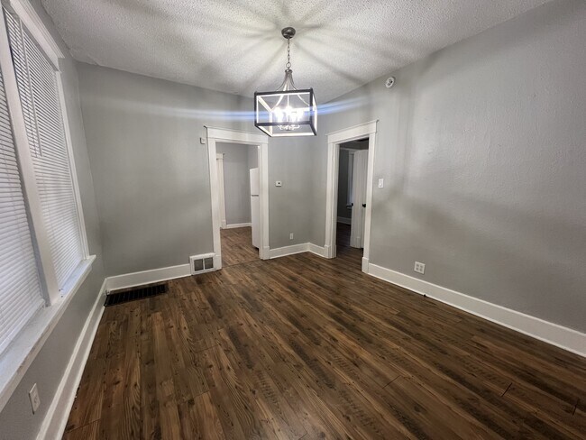 Building Photo - 406 Tiffin Ave