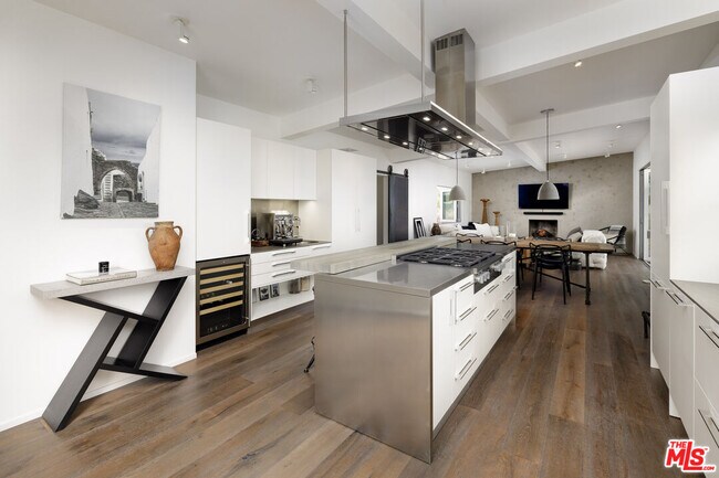 Foto del edificio - 1750 Ocean Oaks Rd