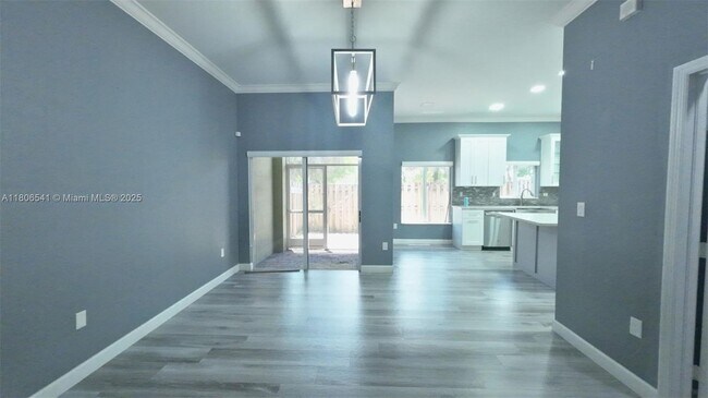 Foto del edificio - 2352 SE 16th Terrace