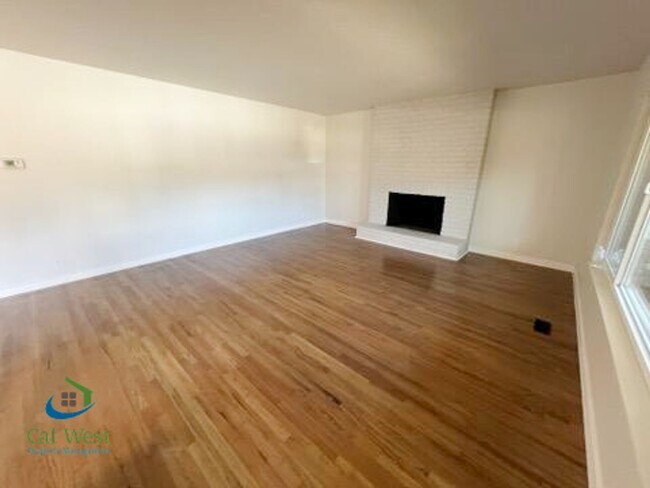 Foto del edificio - 1436 Cherrydale Dr
