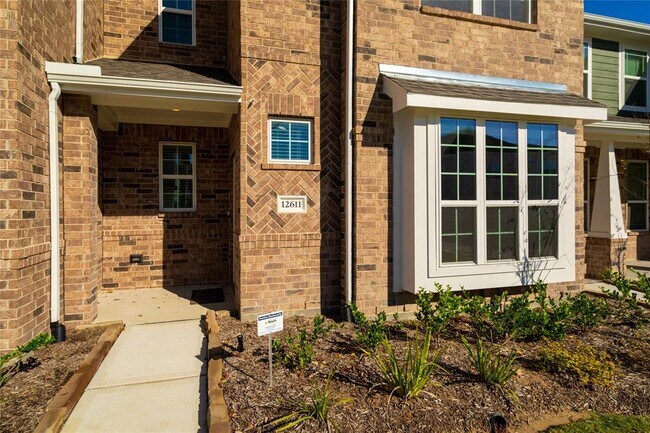 Building Photo - 12611 Taymouth Manor Dr