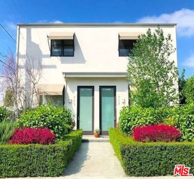 Building Photo - 715 N Kilkea Dr