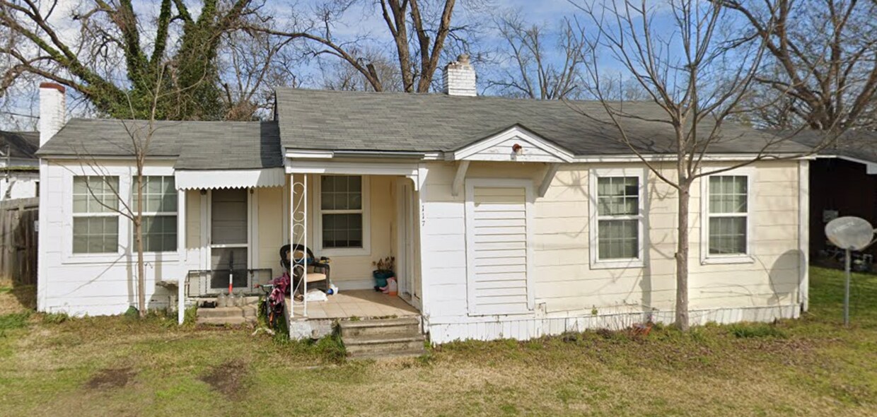 Primary Photo - 117 First St
