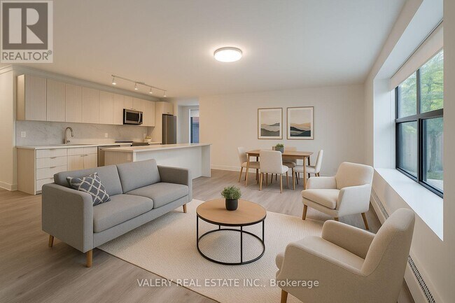 Photo du bâtiment - 111 Cosburn Ave.