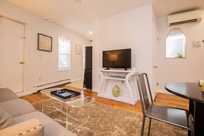 Foto del edificio - 1002 Tremont St