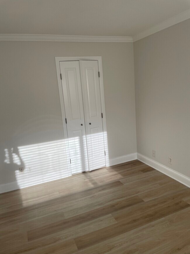 Foto del edificio - 25872 Tree Top Rd