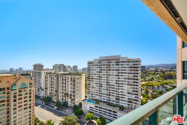 Foto del edificio - 10490 Wilshire Blvd