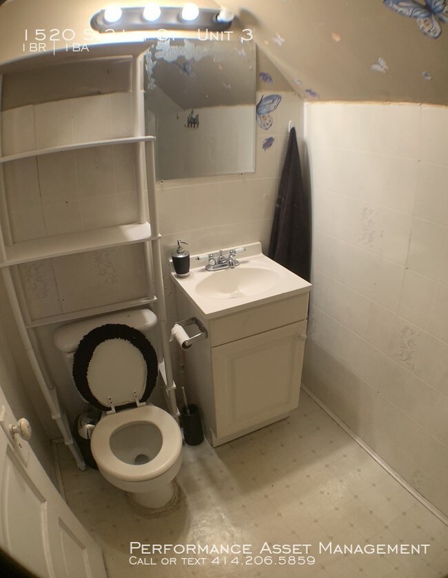 Foto del edificio - Updated 1 BR on Milwaukee's South side