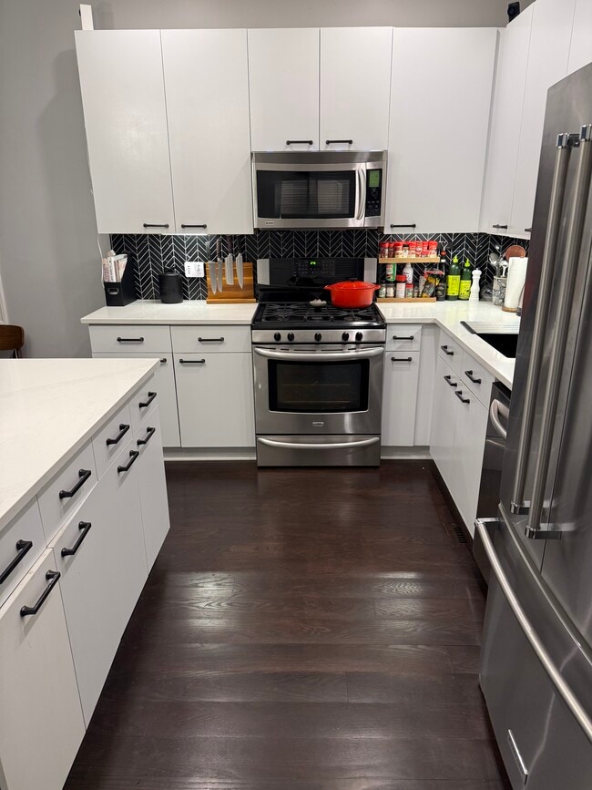 Building Photo - 2117 W Rice St