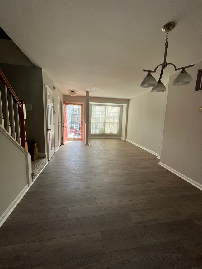 Building Photo - 14222 Autumn Cir