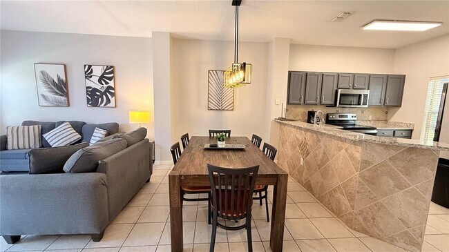Foto del edificio - 8517 Bay Lilly Loop