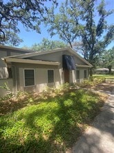 Building Photo - 6214 Dewdrop Way