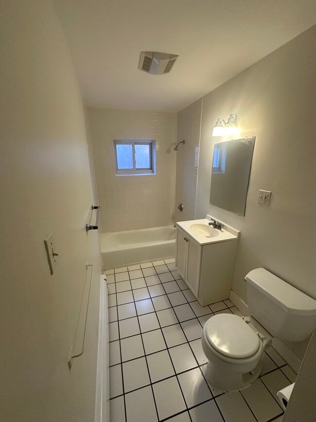 Foto del edificio - 61 Selkirk Rd