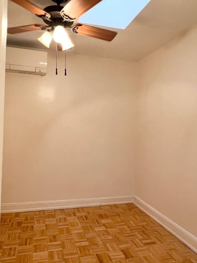Building Photo - 2137 Gerritsen Ave