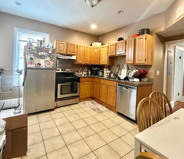 Primary Photo - 22 Fisher Ave