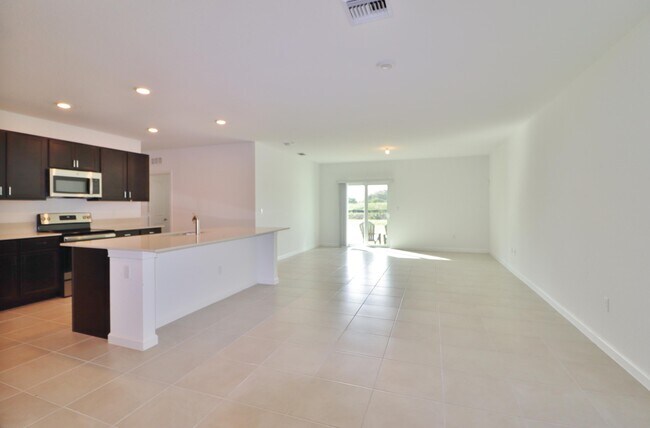 Foto del edificio - 721 Worlington Ln