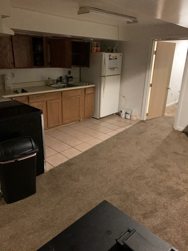 Kitchen/Entrance to bedroom - 2333 Eutaw Pl