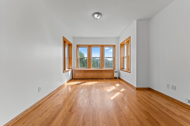 Foto del edificio - 4634 S Sawyer Ave
