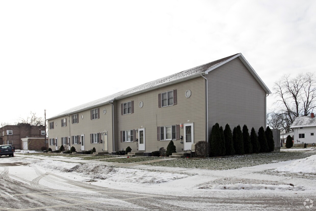 Building Photo - 905 Dearborn St