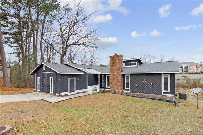 Foto del edificio - 1716 Valley Ridge Dr