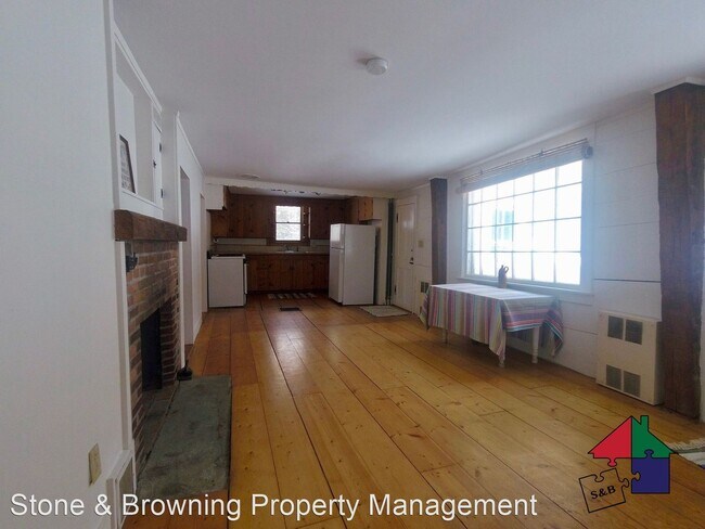 Building Photo - 3 br, 2 bath House - 1026 East Road