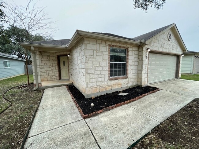 Building Photo - 4042 Azalea Breeze