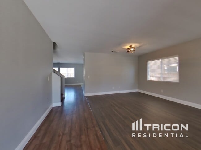 Building Photo - 13052 Cerritos Ct