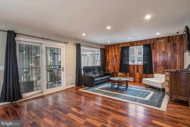 Foto del edificio - 4005 Anacostia Ave NE