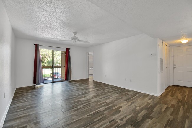 Building Photo - 5259 Images Cir