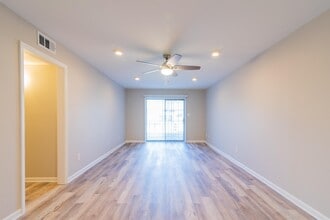 Building Photo - 116 Briarcliff Dr