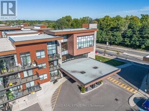 Building Photo - 1575 Lakeshore Rd W