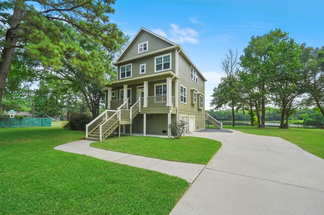 Building Photo - 401 Brook Hollow Dr