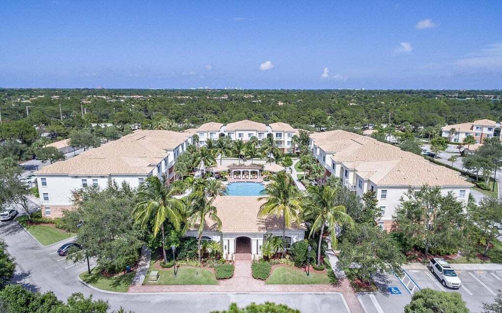 Photo - 4302 Myrtlewood Circle West, Palm Beach Gardens, FL 33418 - 2 BR 2 BA condo