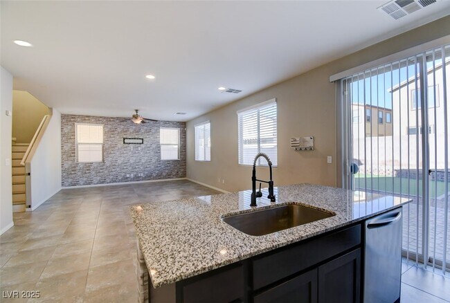 Building Photo - 4120 Free Bird Crest Ave