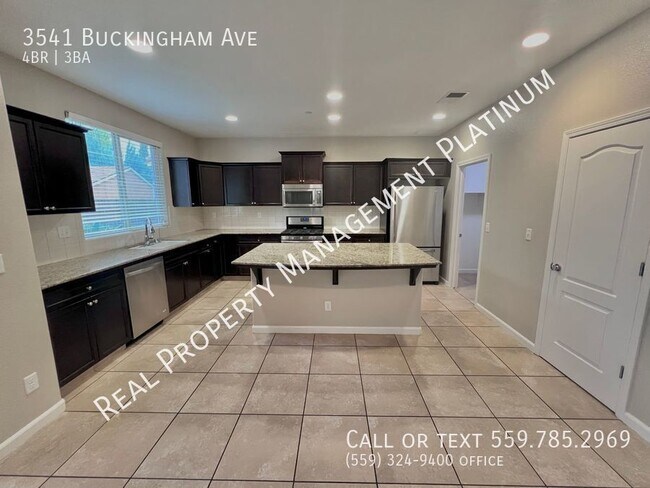 Foto del edificio - 3541 Buckingham Ave