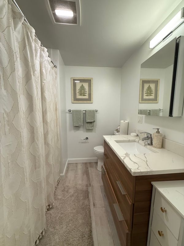 Building Photo - 229 Charles St