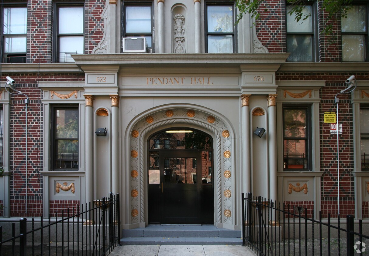 Foto del edificio - Pendant Hall