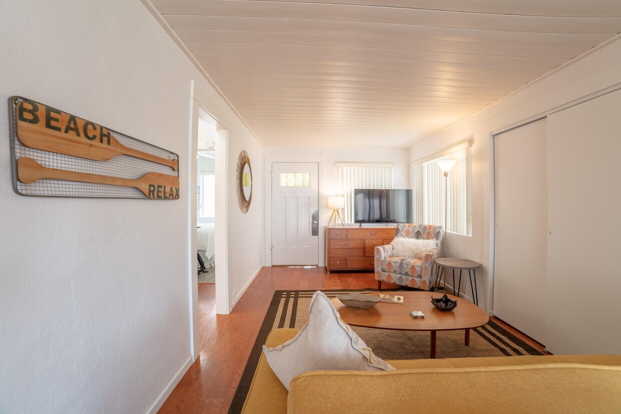 Foto principal - 611 Monterey Blvd