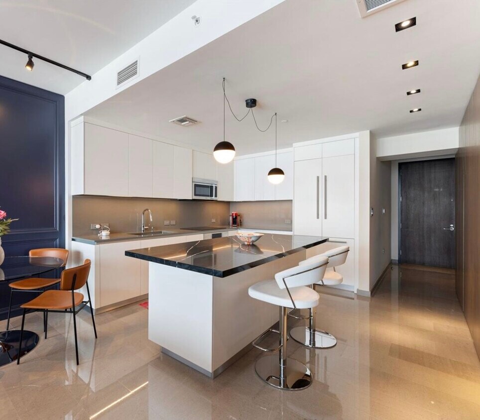 Foto principal - 88 SW 7th St