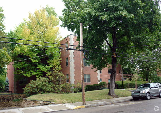 Foto del edificio - College Gardens