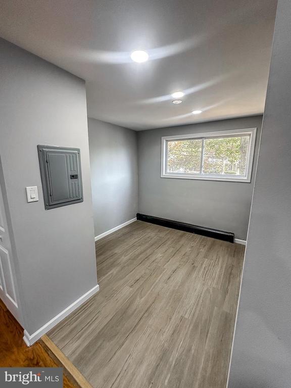 Foto del edificio - 517 Morgan Ave