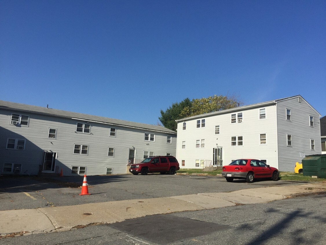Primary Photo - 33-45 Webster St