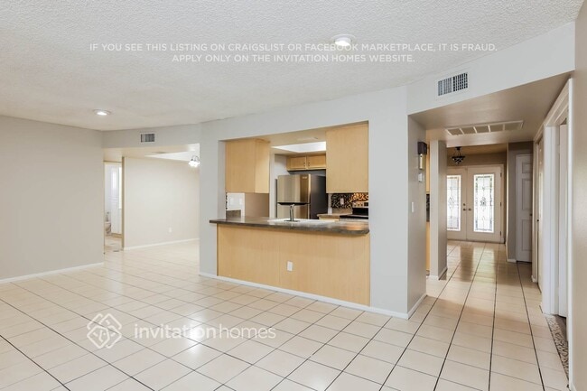 Building Photo - 6027 W Carol Ann Way