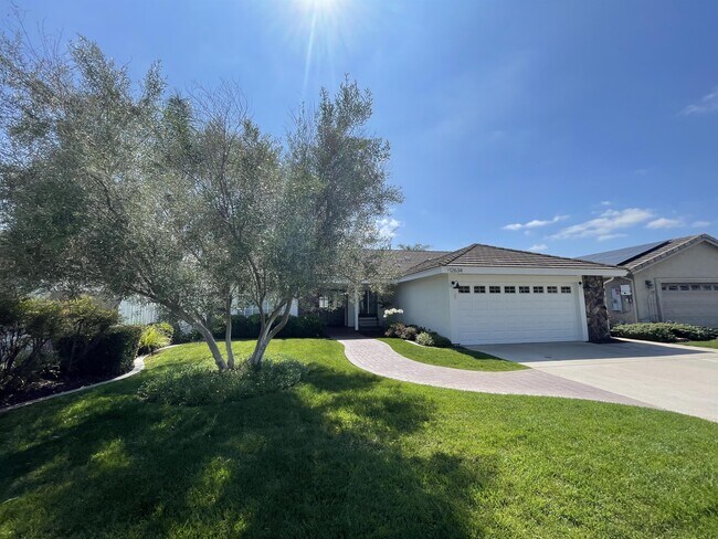 Building Photo - 12634 Birchbrook Ct
